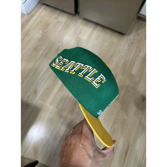 Vintage Seattle Supersonics Sports Specialties Two Tone Script Snapback Hat - Picture 2 of 9